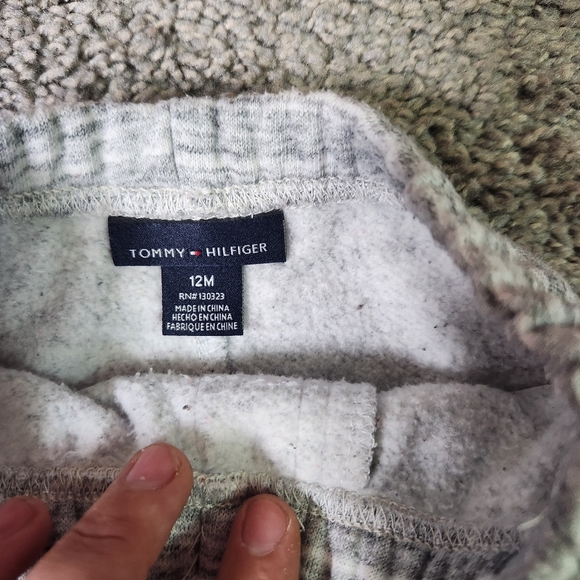 TOMMY HILFIGER  Baby Sweat Suit Hoodie Full Zip WARM Size 12M - Picture 7 of 13